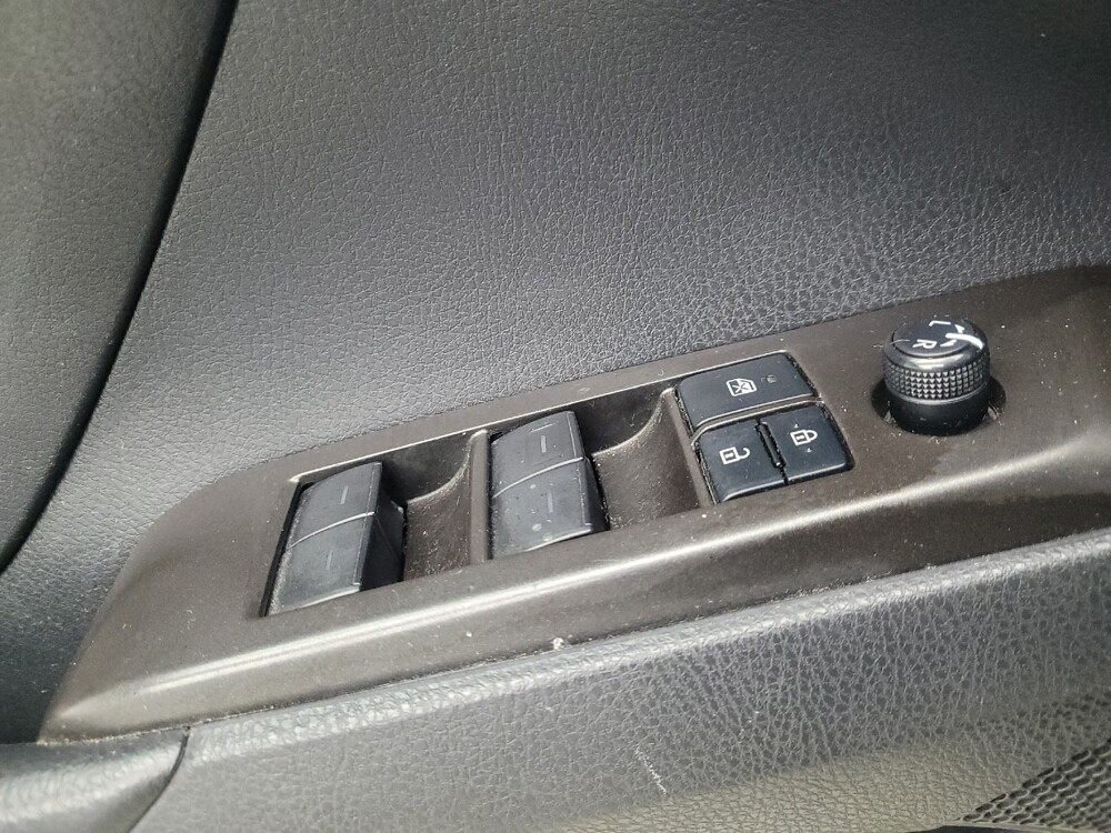 2021 Toyota Camry in Antioch, TN 37013 - 18110321 27