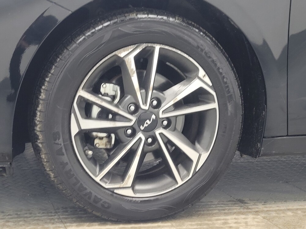 2024 Kia Forte in Madison, TN 37115 - 18110328 31