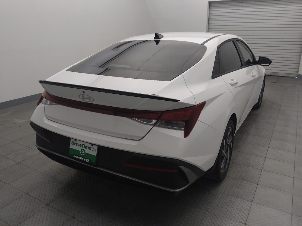 2025 Hyundai Elantra in Metairie, LA 70006 - 18110335 7