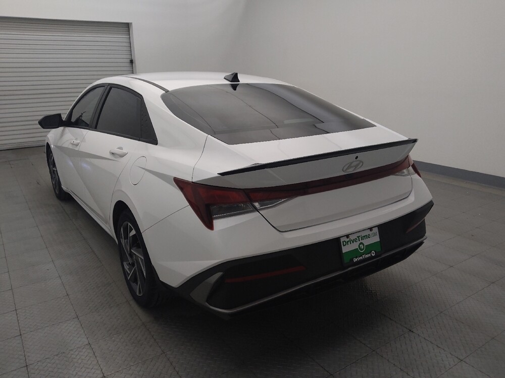 2025 Hyundai Elantra in Metairie, LA 70006 - 18110335 6