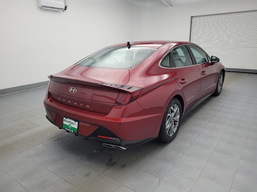 2023 Hyundai Sonata in Columbus, OH 43228 - 18110338 9