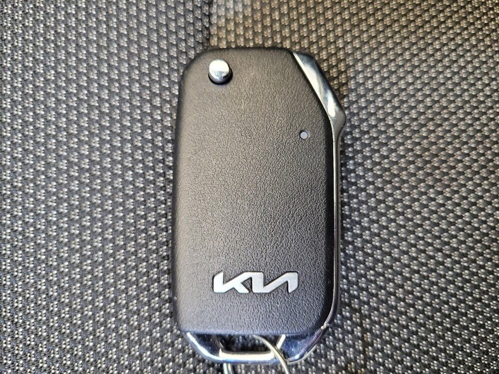 2023 Kia Forte in Maple Heights, OH 44137 - 18110339 32