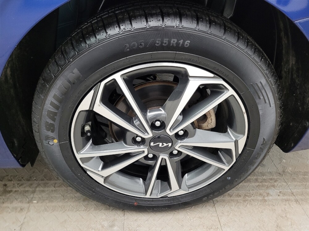 2023 Kia Forte in Maple Heights, OH 44137 - 18110339 31