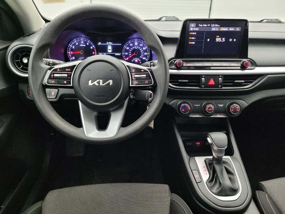 2023 Kia Forte in Maple Heights, OH 44137 - 18110339 22