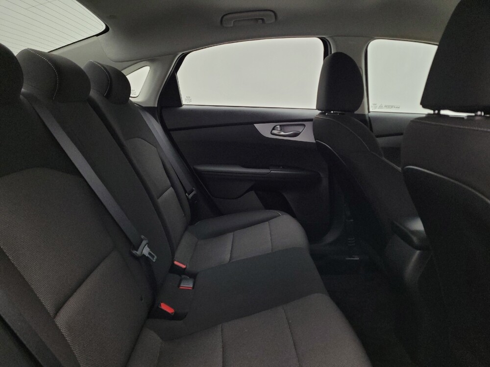 2023 Kia Forte in Maple Heights, OH 44137 - 18110339 19