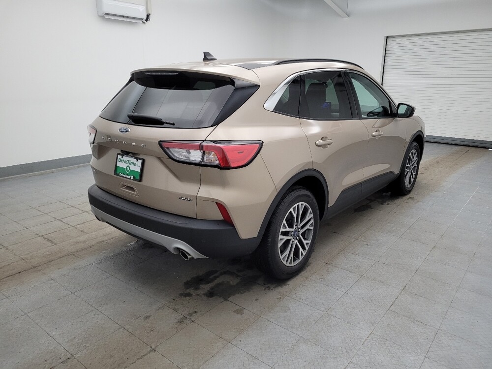 2021 Ford Escape in Maple Heights, OH 44137 - 18110341 9