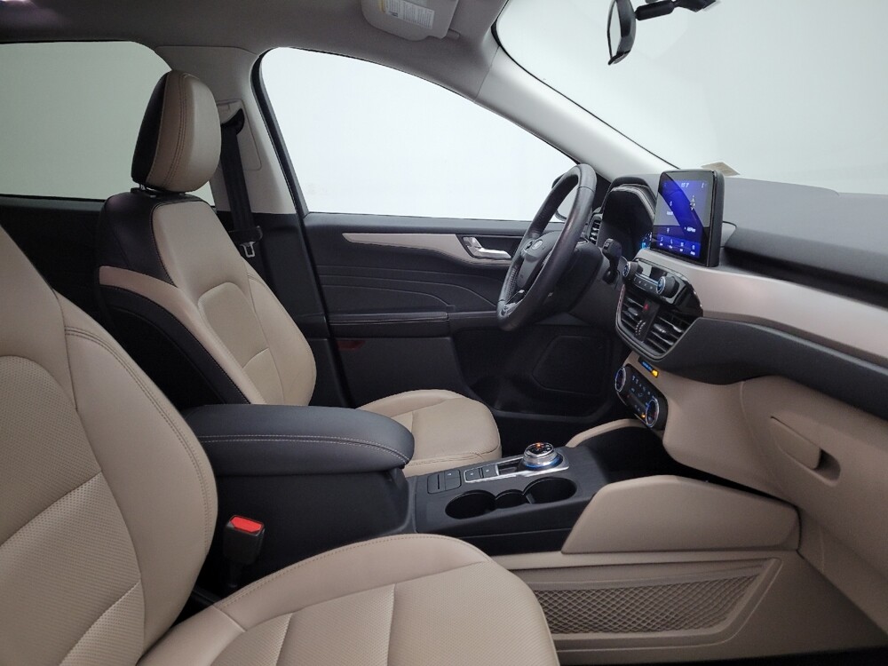 2021 Ford Escape in Maple Heights, OH 44137 - 18110341 21