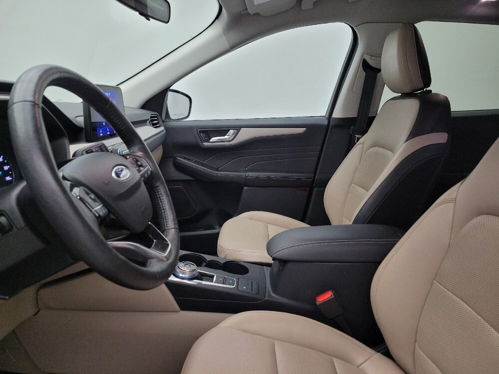 2021 Ford Escape in Maple Heights, OH 44137 - 18110341 17