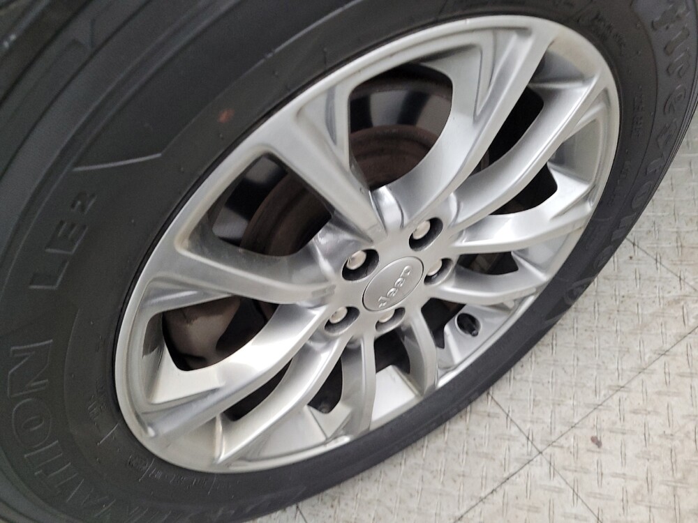 2021 Jeep Cherokee in Maple Heights, OH 44137 - 18110343 31