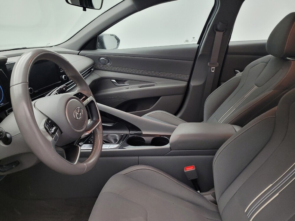 2022 Hyundai Elantra in Maple Heights, OH 44137 - 18110346 17