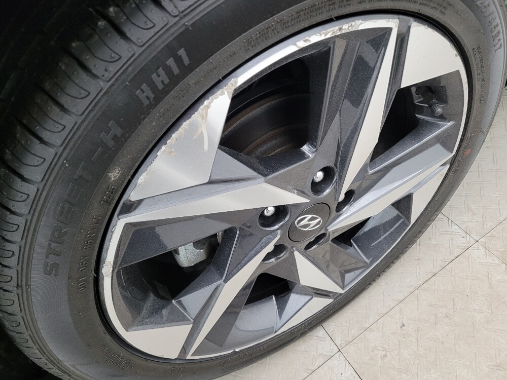 2022 Hyundai Elantra in Maple Heights, OH 44137 - 18110346 31