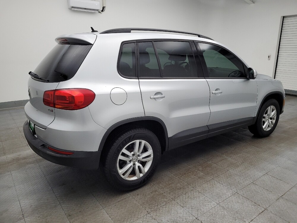 2016 Volkswagen Tiguan in Maple Heights, OH 44137 - 18110347 10