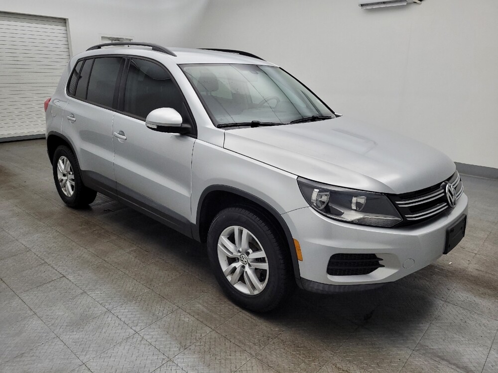 2016 Volkswagen Tiguan in Maple Heights, OH 44137 - 18110347 11