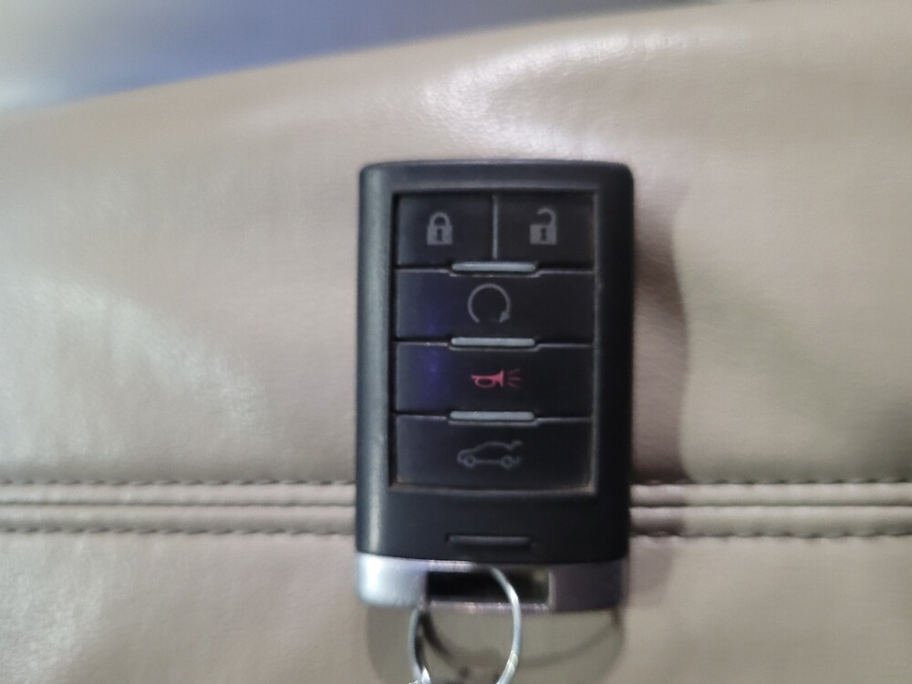 2013 Cadillac XTS in Glen Burnie, MD 21061 - 18110348 32