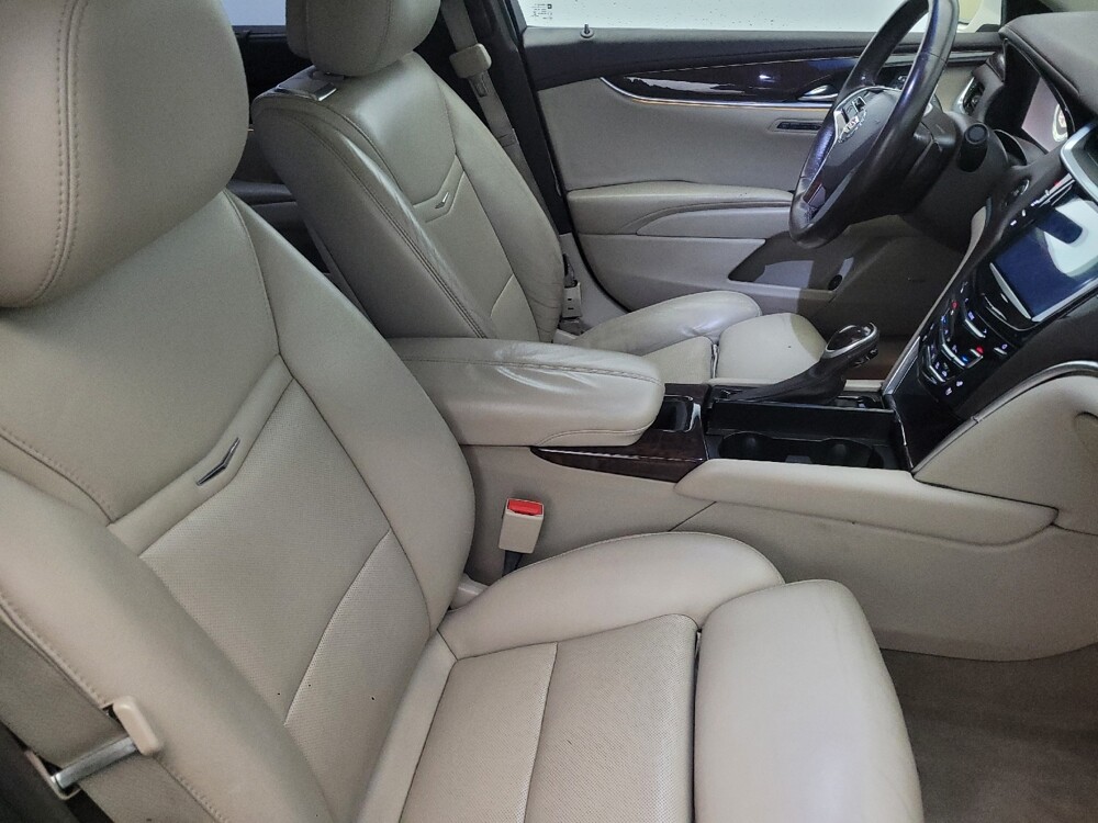 2013 Cadillac XTS in Glen Burnie, MD 21061 - 18110348 21