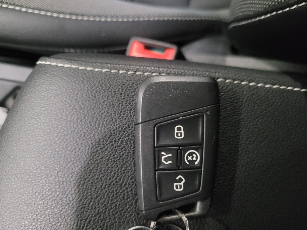 2023 Volkswagen Taos in Allentown, PA 18103 - 18110349 32