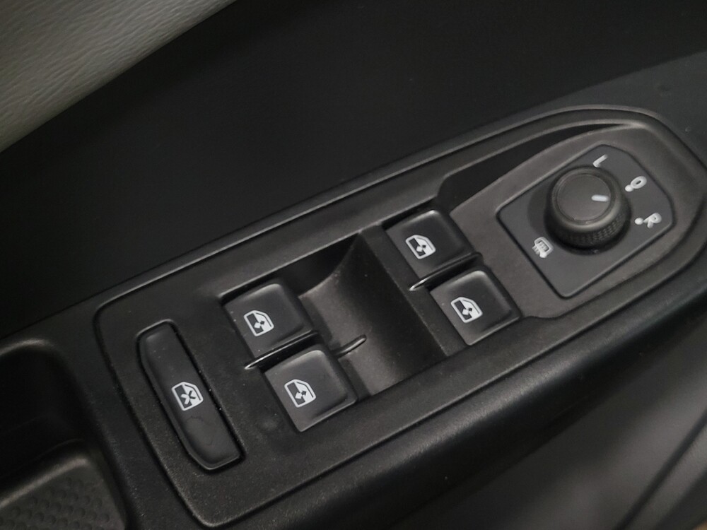 2023 Volkswagen Taos in Allentown, PA 18103 - 18110349 27