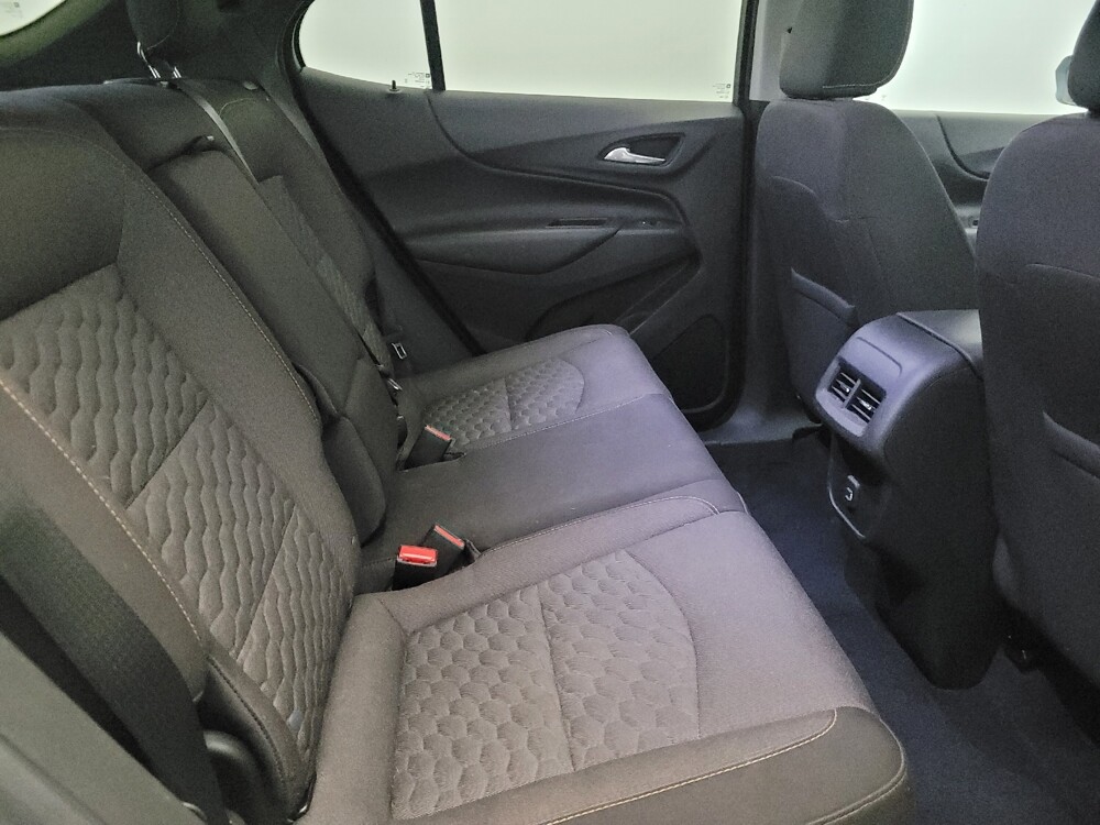 2020 Chevrolet Equinox in Plymouth Meeting, PA 19462 - 18110356 19