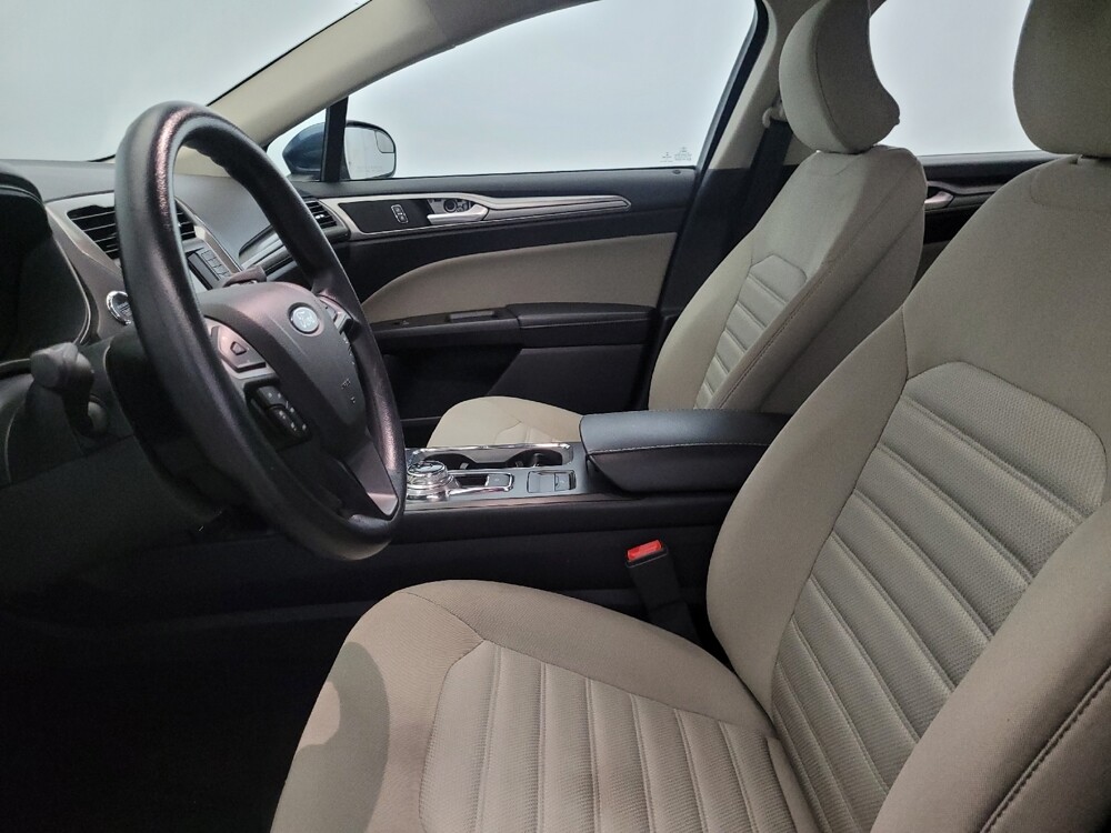 2018 Ford Fusion in Laurel, MD 20724 - 18110357 17