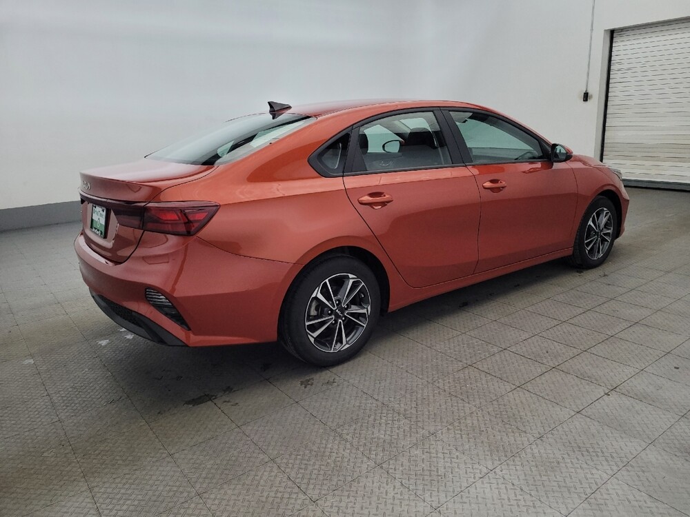 2024 Kia Forte in New Castle, DE 19720 - 18110358 10