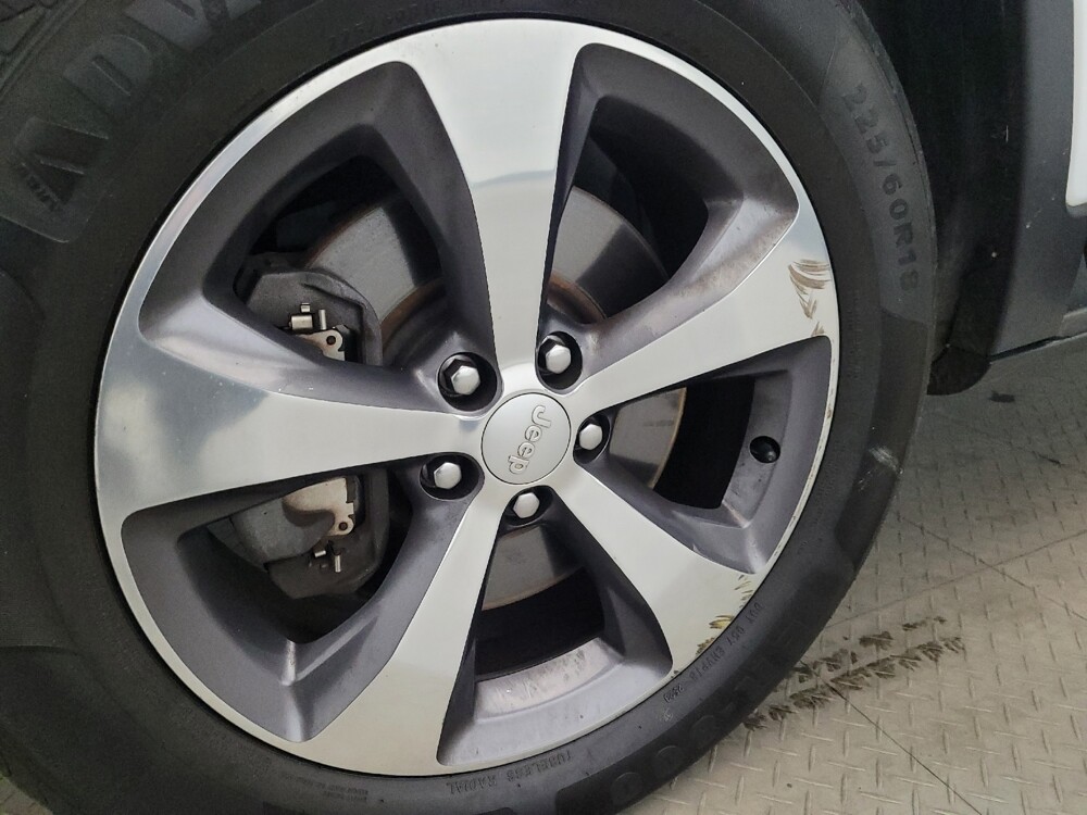 2020 Jeep Cherokee in Newport News, VA 23601 - 18110361 31