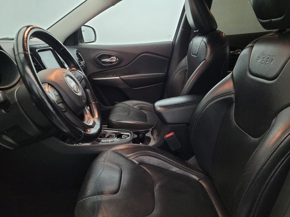 2020 Jeep Cherokee in Newport News, VA 23601 - 18110361 17