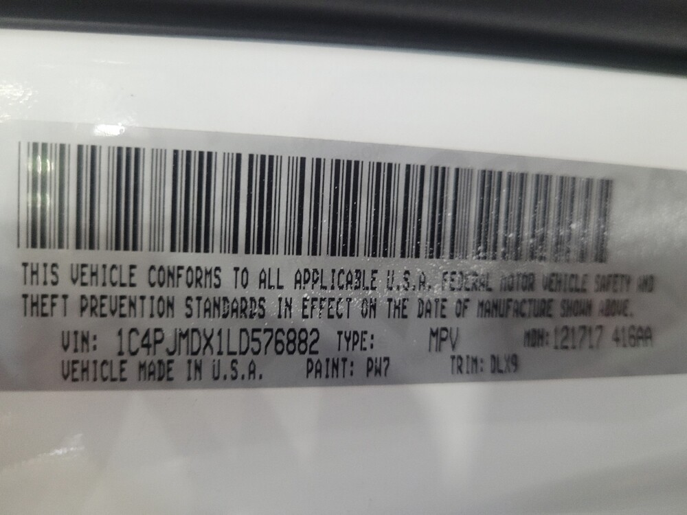 2020 Jeep Cherokee in Newport News, VA 23601 - 18110361 33