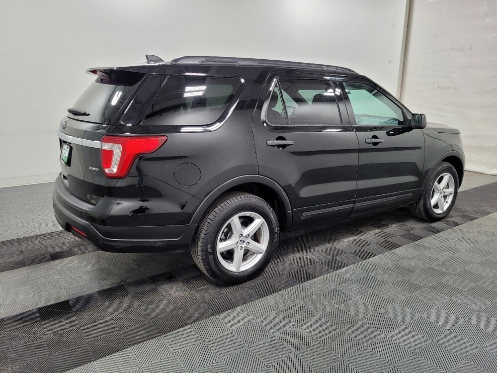 2018 Ford Explorer in Plymouth Meeting, PA 19462 - 18110365 10