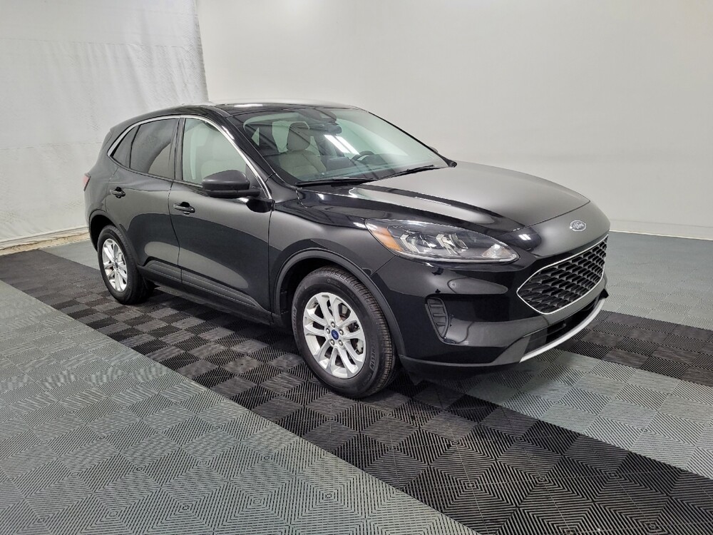 2022 Ford Escape in Plymouth Meeting, PA 19462 - 18110366 11