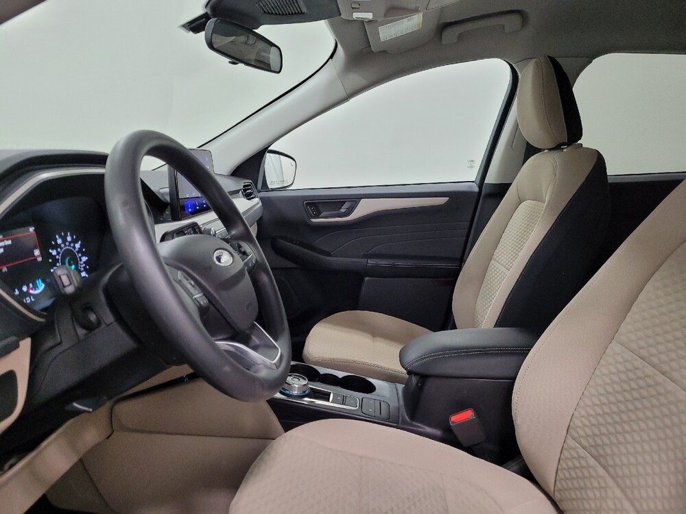 2022 Ford Escape in Plymouth Meeting, PA 19462 - 18110366 17