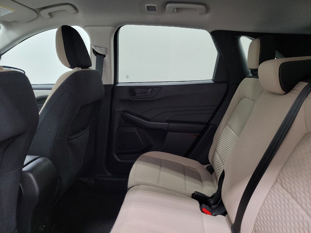 2022 Ford Escape in Plymouth Meeting, PA 19462 - 18110366 18