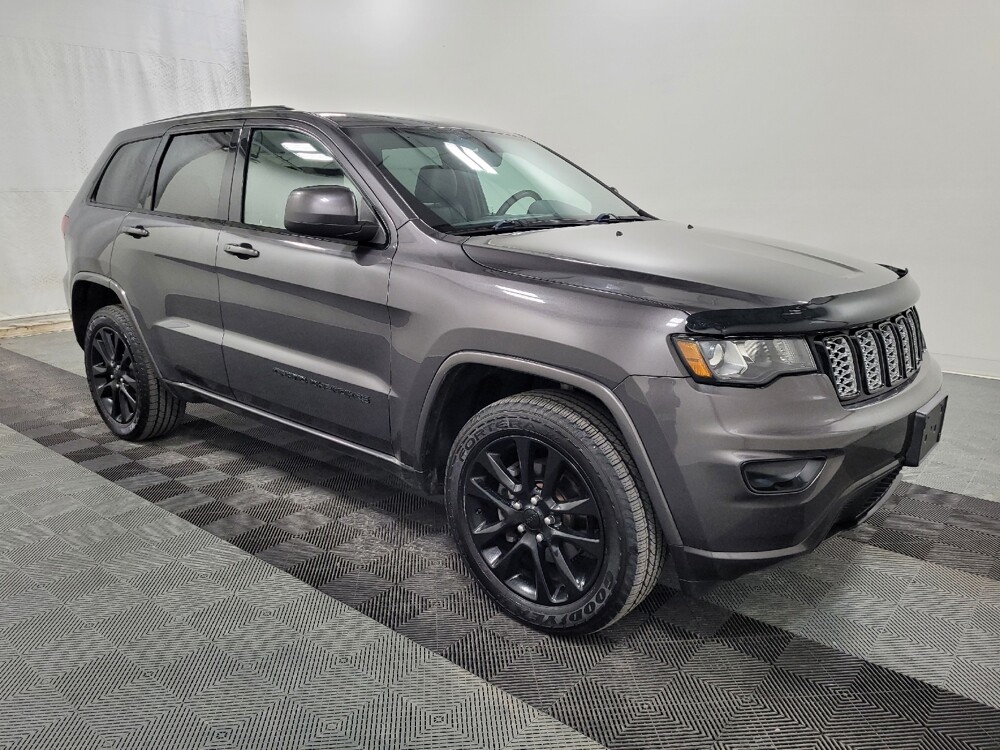 2018 Jeep Grand Cherokee in Plymouth Meeting, PA 19462 - 18110370 11