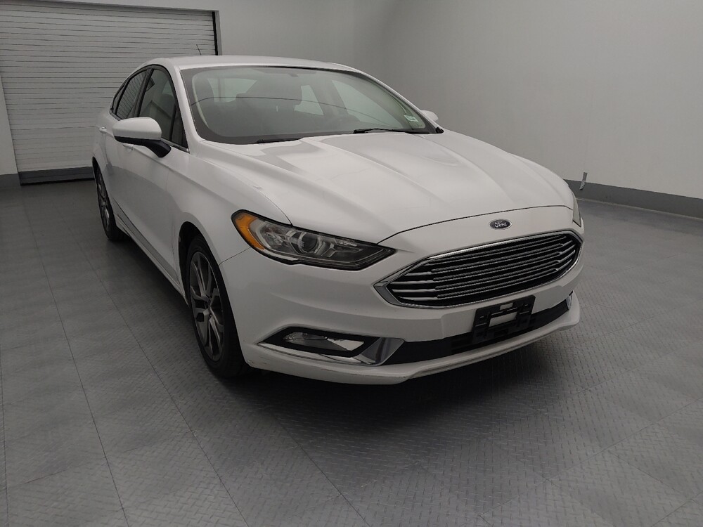 2017 Ford Fusion in Topeka, KS 66611 - 18110372 13