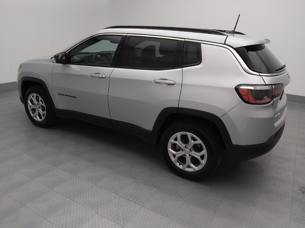 2024 Jeep Compass in Independence, MO 64055 - 18110373 3