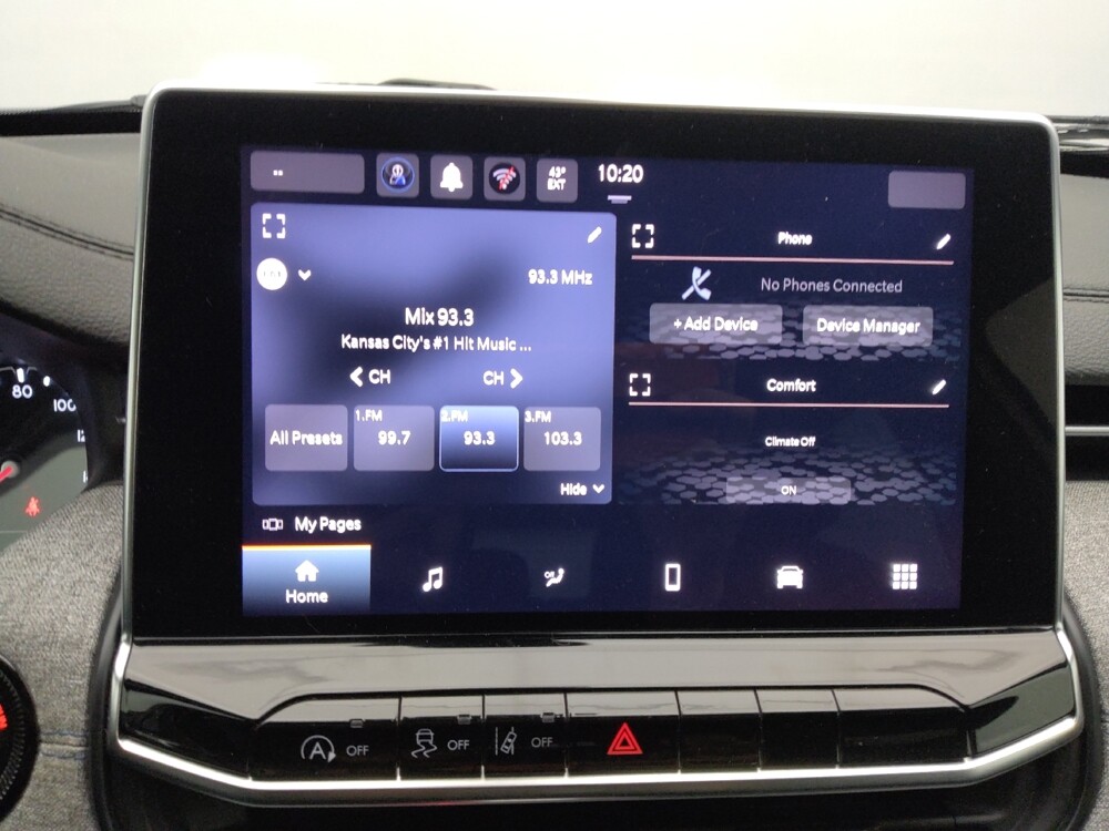 2024 Jeep Compass in Independence, MO 64055 - 18110373 25