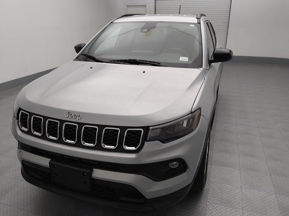 2024 Jeep Compass in Independence, MO 64055 - 18110373 15