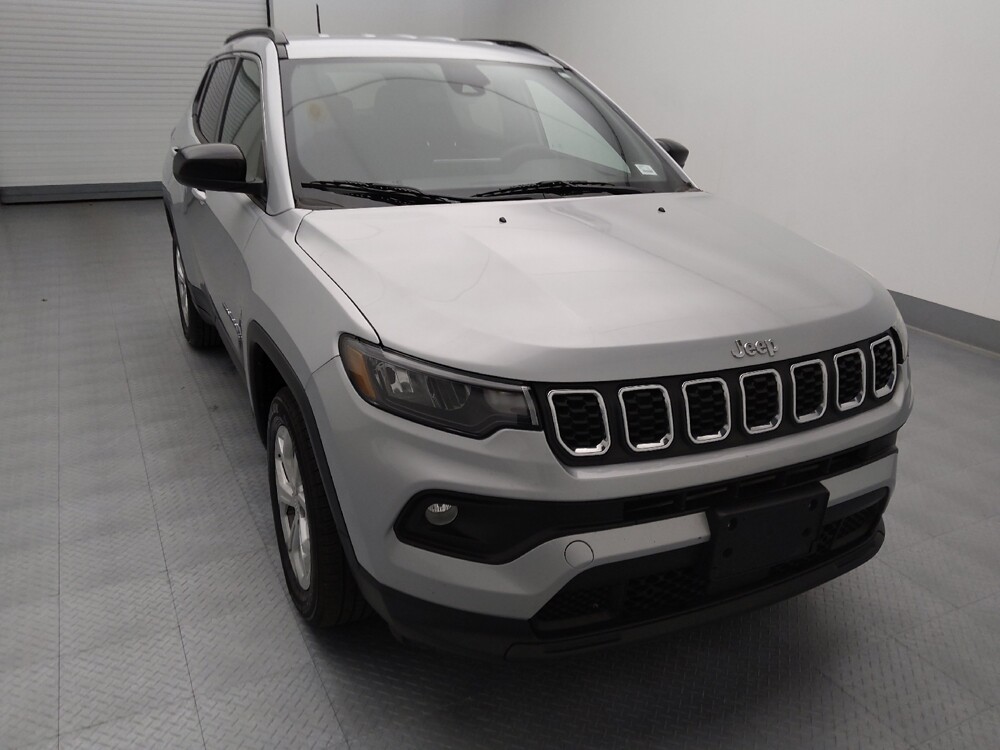 2024 Jeep Compass in Independence, MO 64055 - 18110373 14