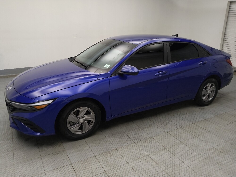 2024 Hyundai Elantra in Des Moines, IA 50310 - 18110380 2