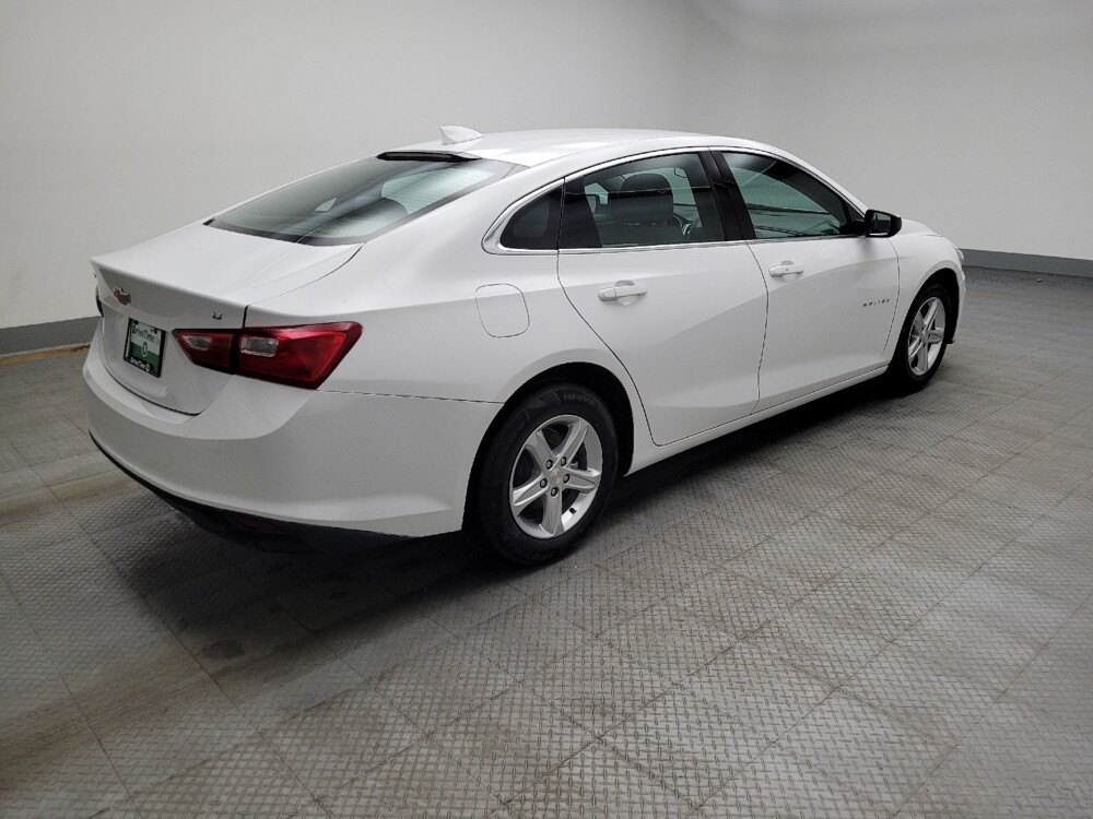 2024 Chevrolet Malibu in Des Moines, IA 50310 - 18110381 10