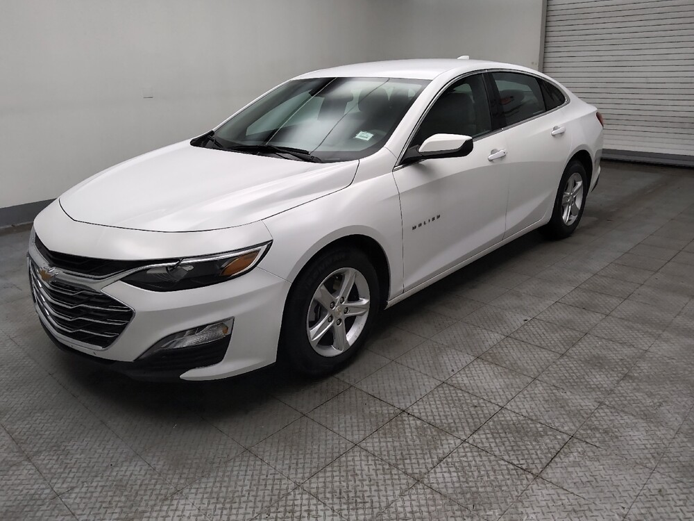 2024 Chevrolet Malibu in Des Moines, IA 50310 - 18110381 2