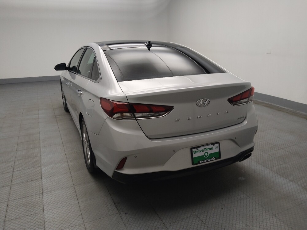 2019 Hyundai Sonata in Des Moines, IA 50310 - 18110382 5