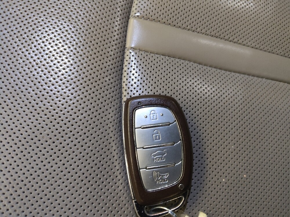 2019 Hyundai Sonata in Des Moines, IA 50310 - 18110382 32