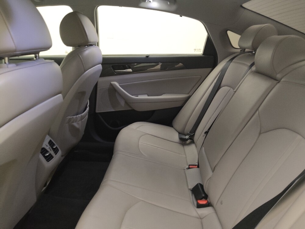 2019 Hyundai Sonata in Des Moines, IA 50310 - 18110382 18