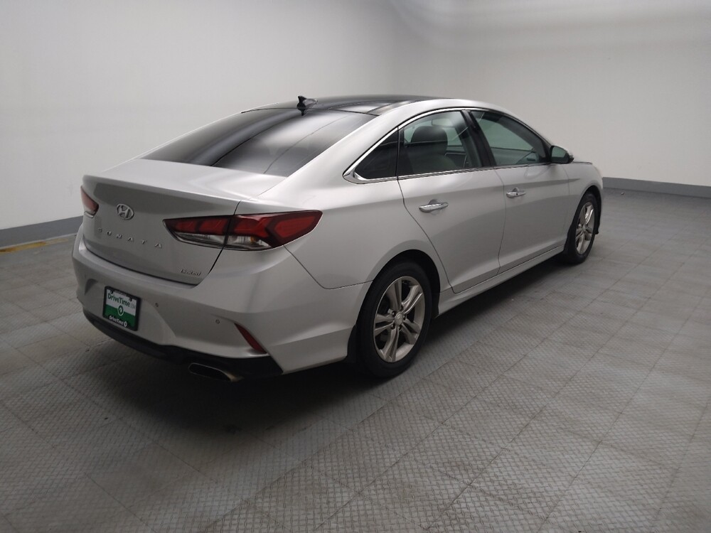 2019 Hyundai Sonata in Des Moines, IA 50310 - 18110382 10
