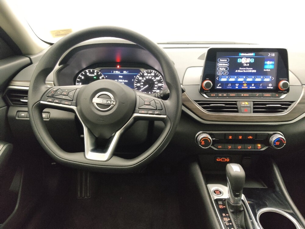 2024 Nissan Altima in Des Moines, IA 50310 - 18110383 22