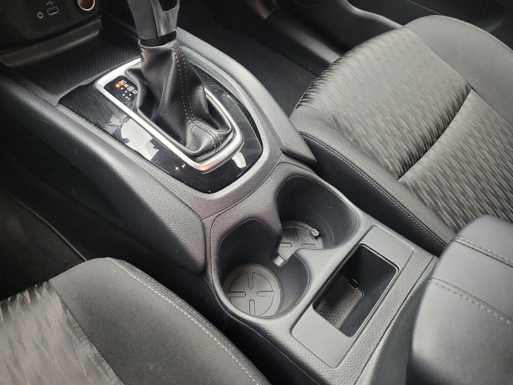 2020 Nissan Rogue in Eastpointe, MI 48021 - 18110387 26