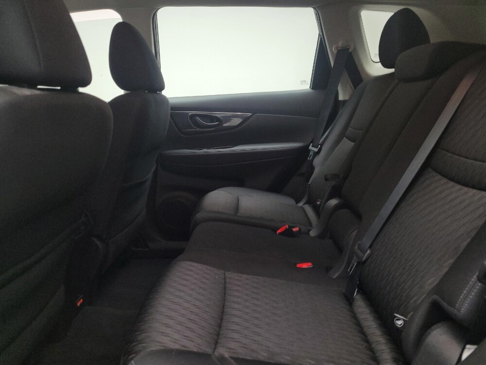 2020 Nissan Rogue in Eastpointe, MI 48021 - 18110387 18