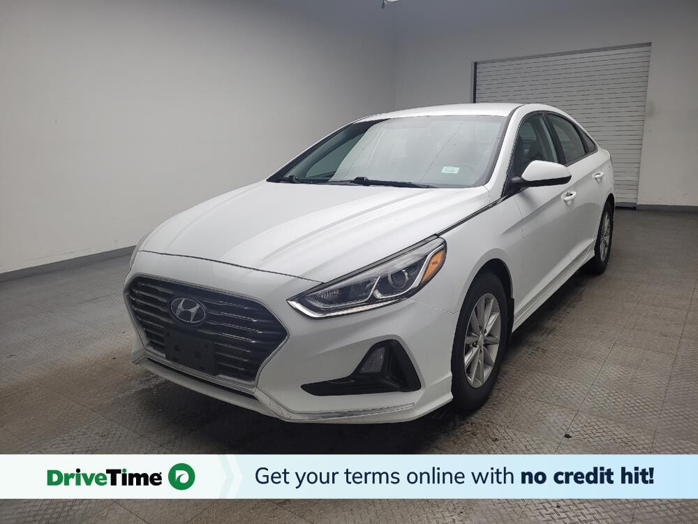 2018 Hyundai Sonata in Grand Rapids, MI 49508 - 18110388
