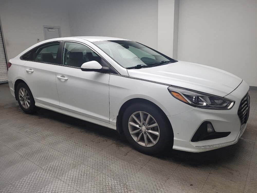 2018 Hyundai Sonata in Grand Rapids, MI 49508 - 18110388 11