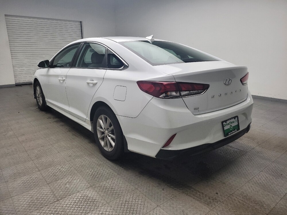 2018 Hyundai Sonata in Grand Rapids, MI 49508 - 18110388 5